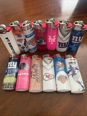 NY  KC ,Bears , knicks. Mets, Giants  Assorted Team-Theme Disposable Lighters
